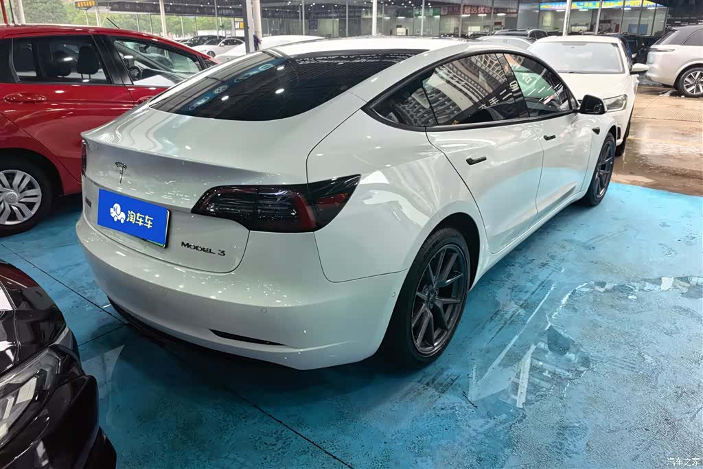 Tesla Model 3, 2022 3