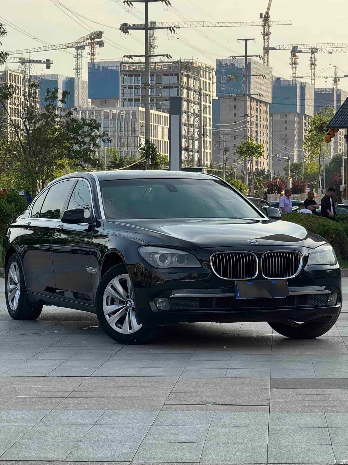 BMW 7 Series, 2011 3
