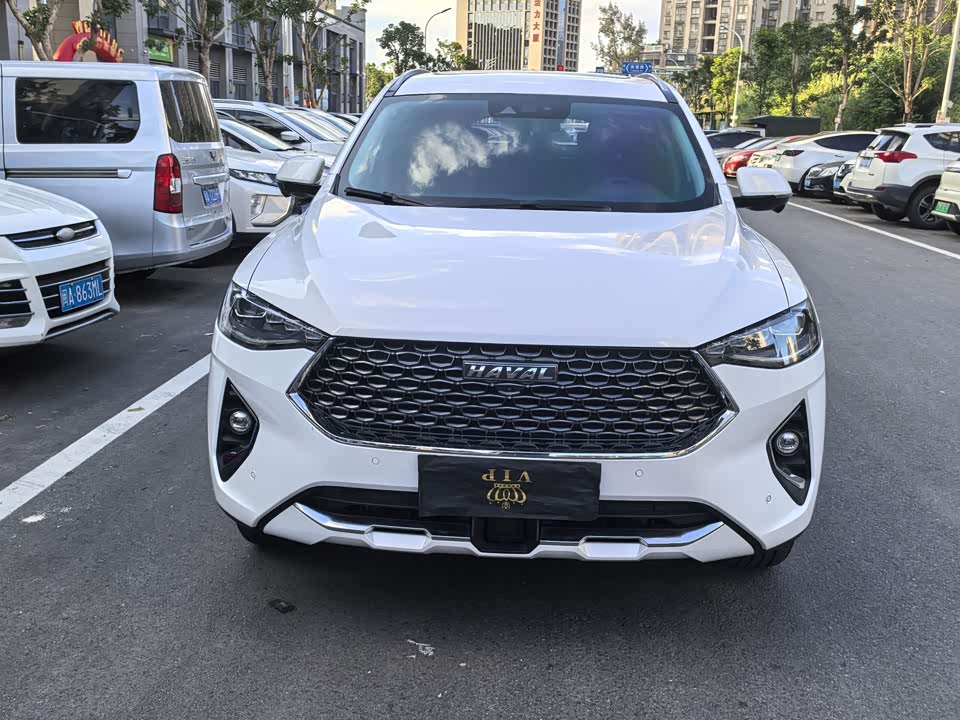 Haval F7