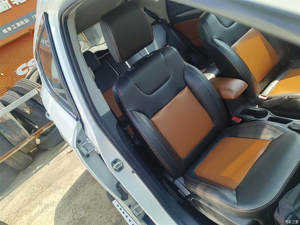 JAC S3, 2015 25