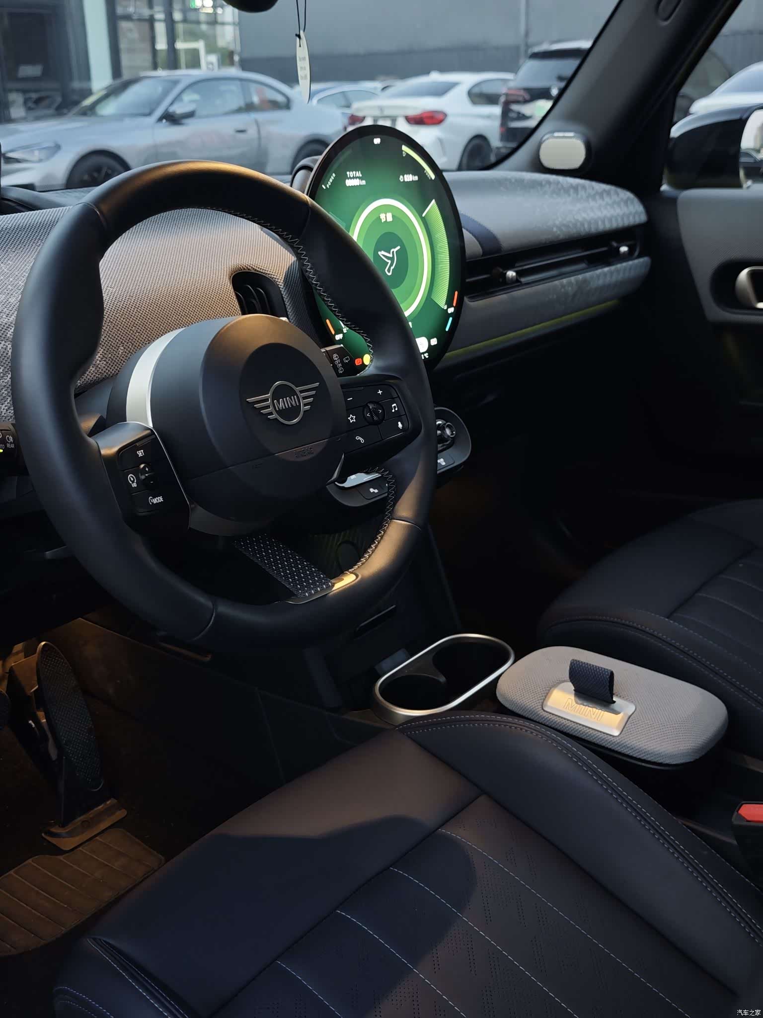 Mini Cooper, 2024 15