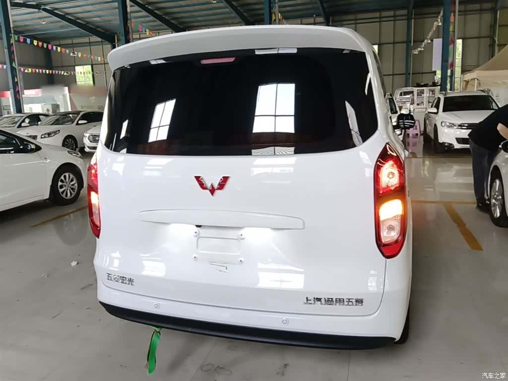 Wuling Hongguang, 2026 6