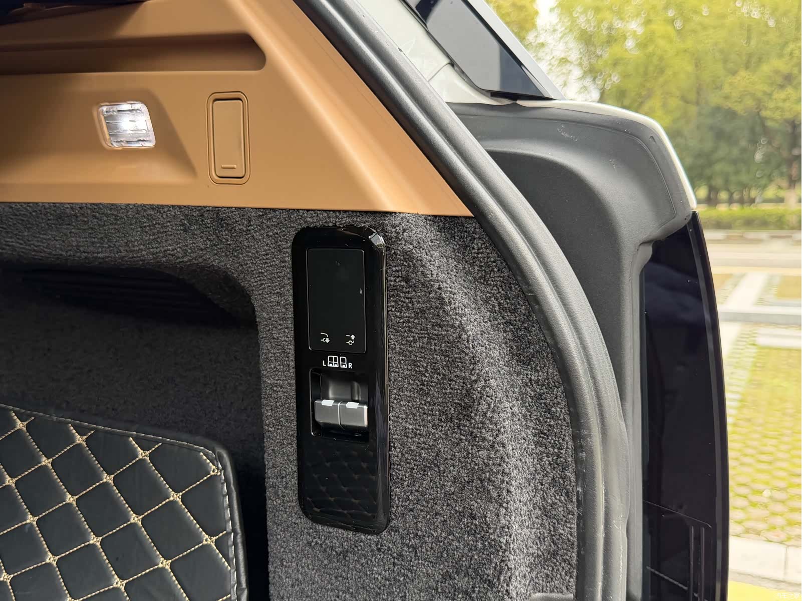 Land Rover Range Rover, 2023 19