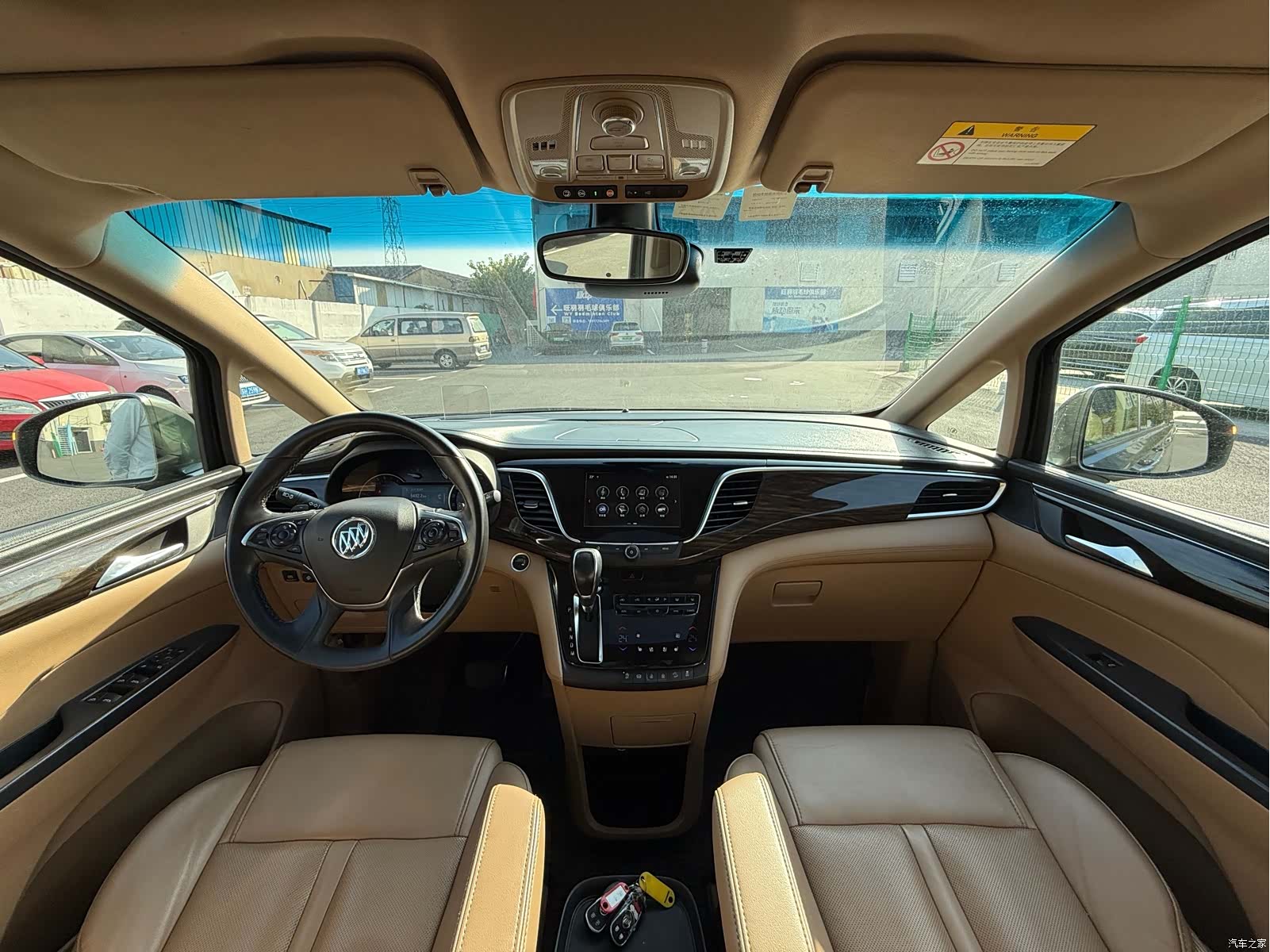 Buick GL8, 2019 4