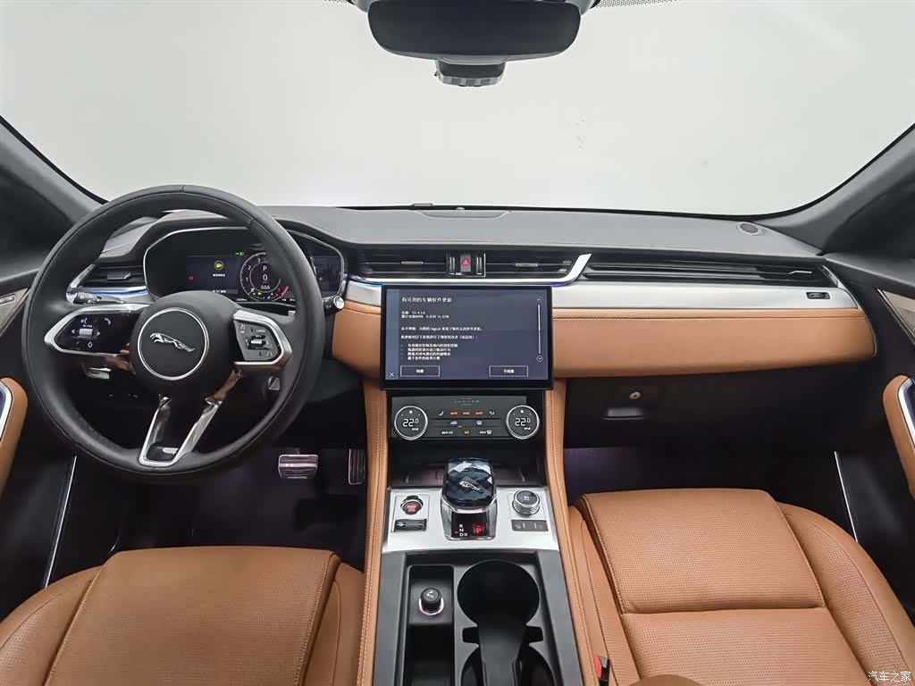 Jaguar F-PACE, 2024 все фото