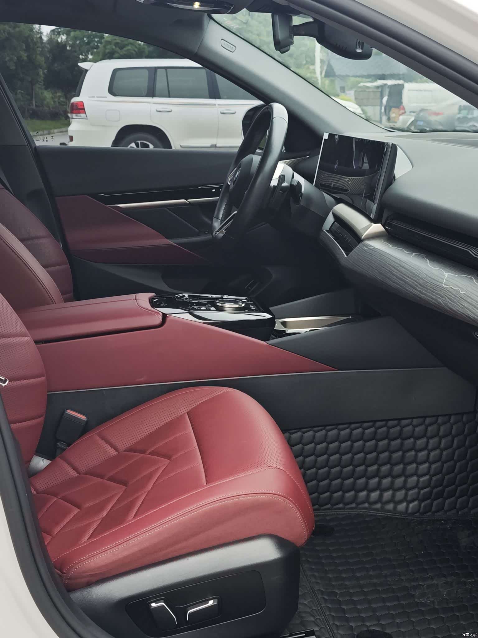 BMW 5 Series, 2024 6
