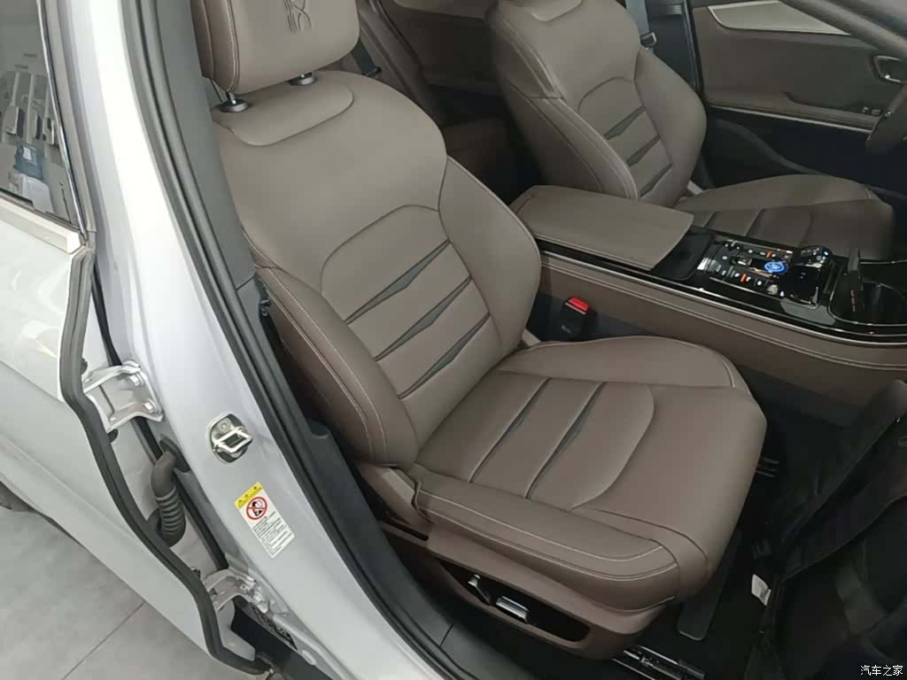 BYD Han, 2025 25