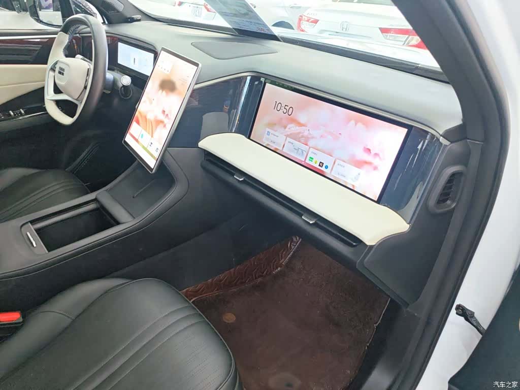 Geely Galaxy L7, 2023 4