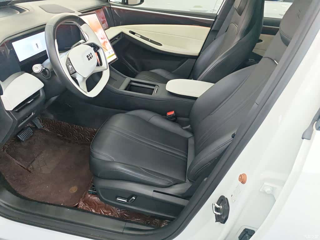 Geely Galaxy L7, 2023 20
