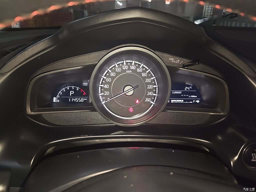 Mazda CX-4, 2018 12