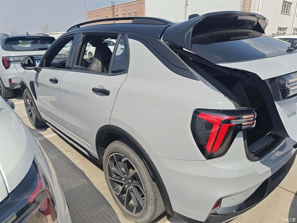 Lynk & Co 01, 2023 23