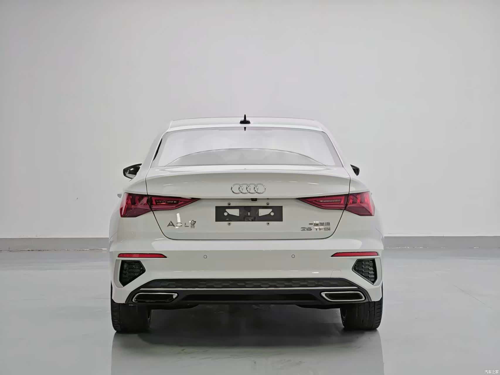 Audi A3, 2023 все фото