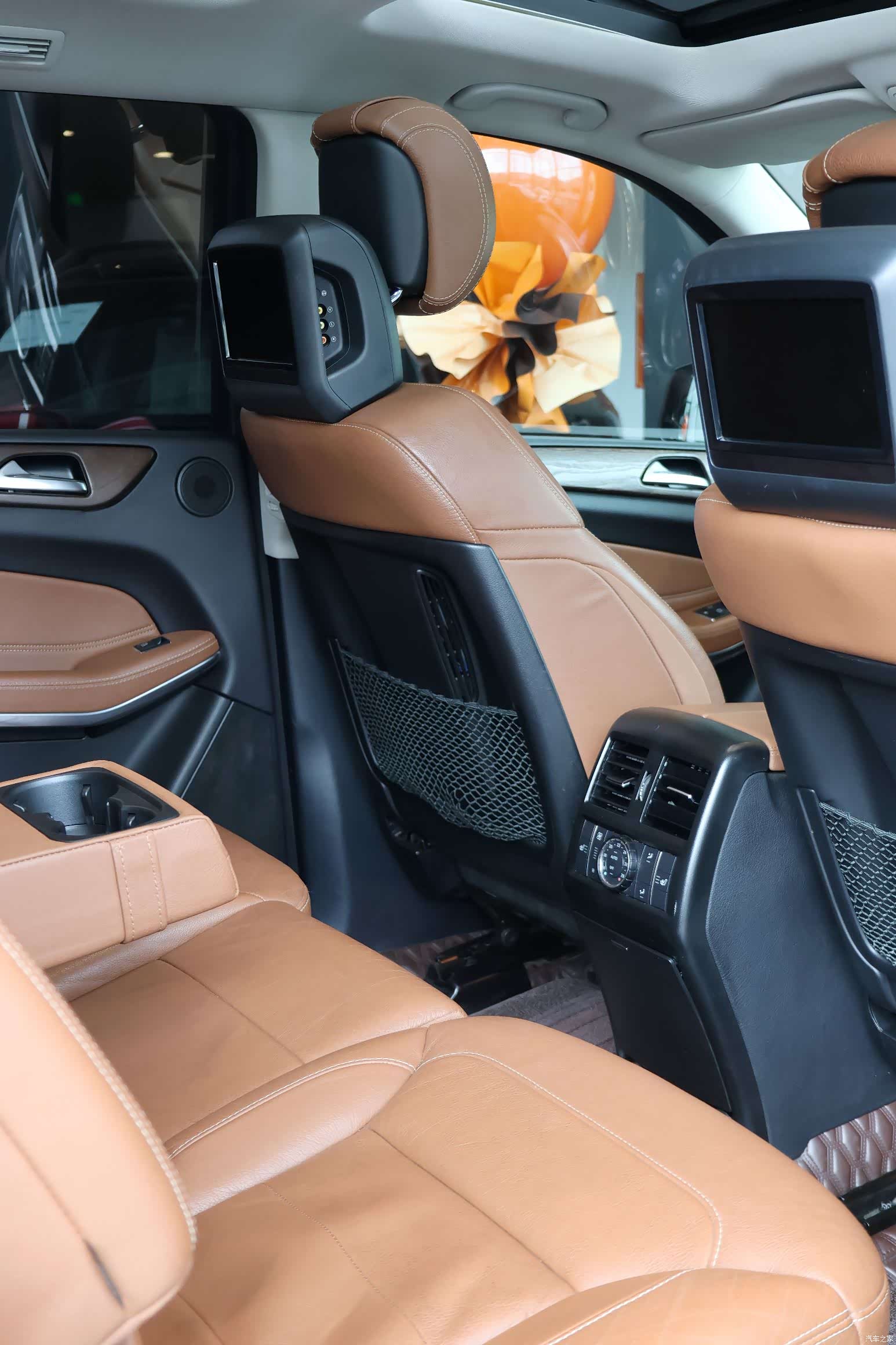 Mercedes-Benz GLS, 2016 7
