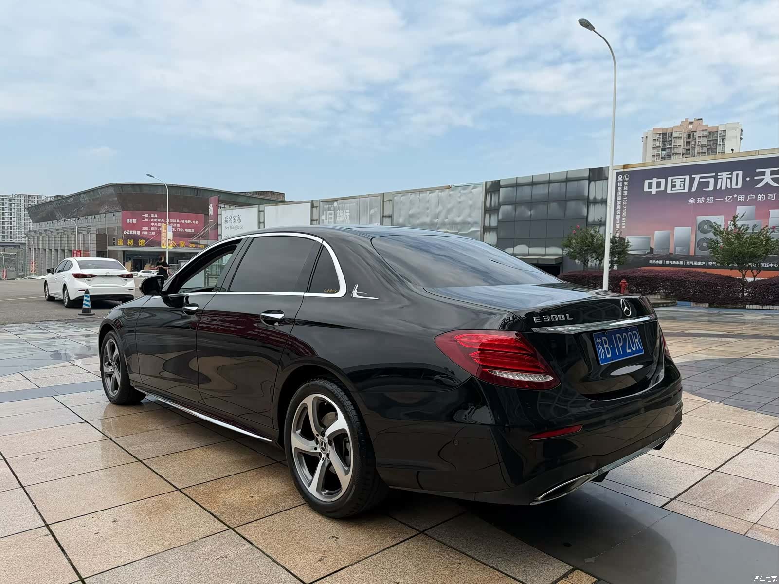 Mercedes-Benz E-Class, 2019 9