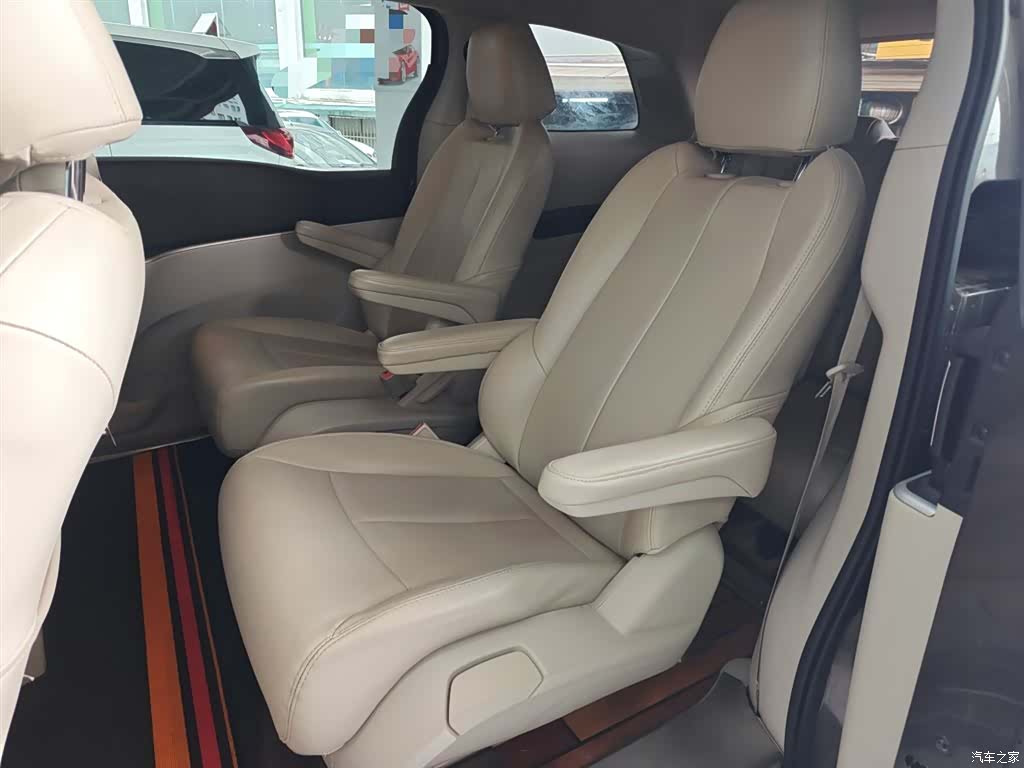 Buick GL8, 2023 13