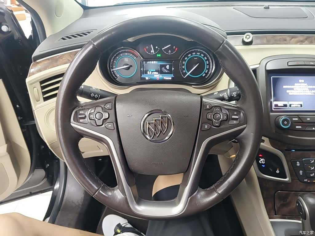 Buick LaCrosse, 2014 11