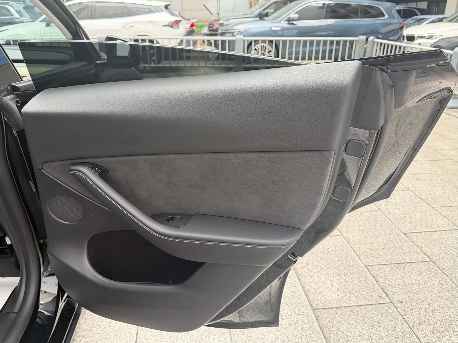Tesla Model Y, 2023 10