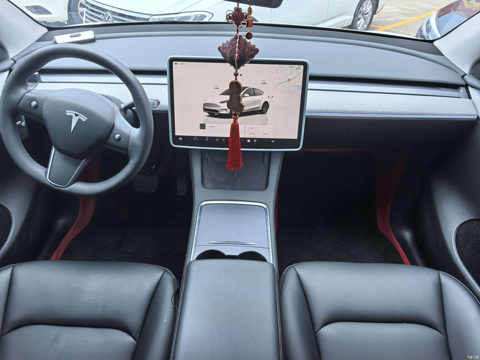 Tesla Model Y, 2024 4