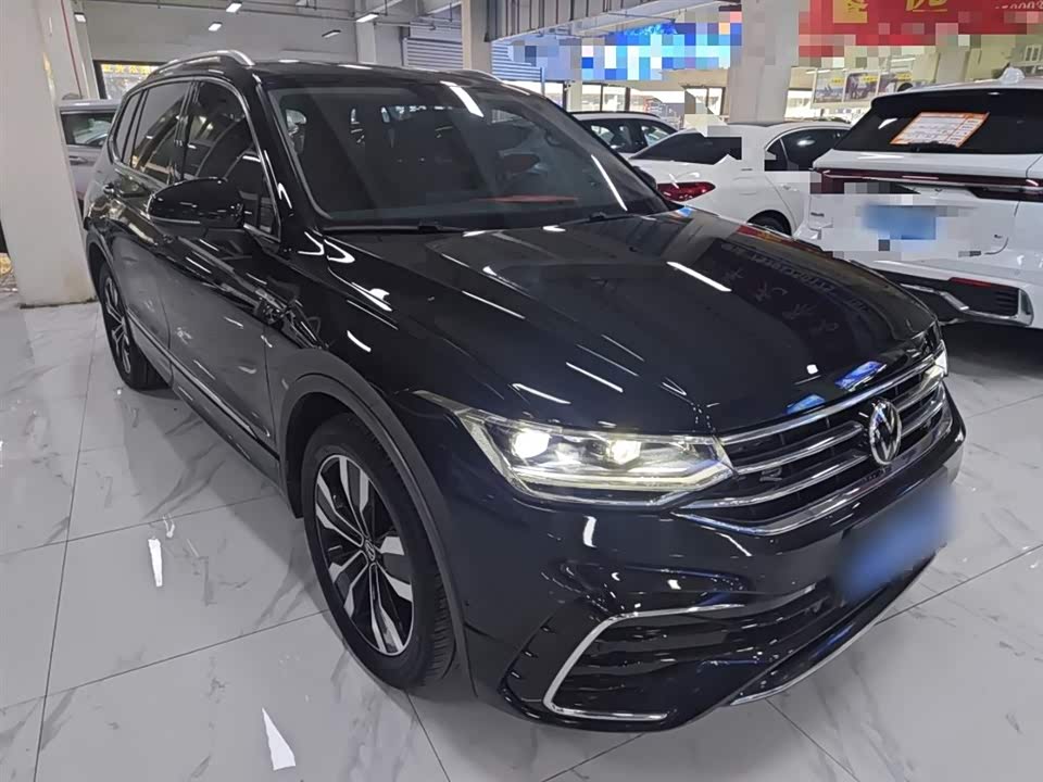 Volkswagen Tiguan L