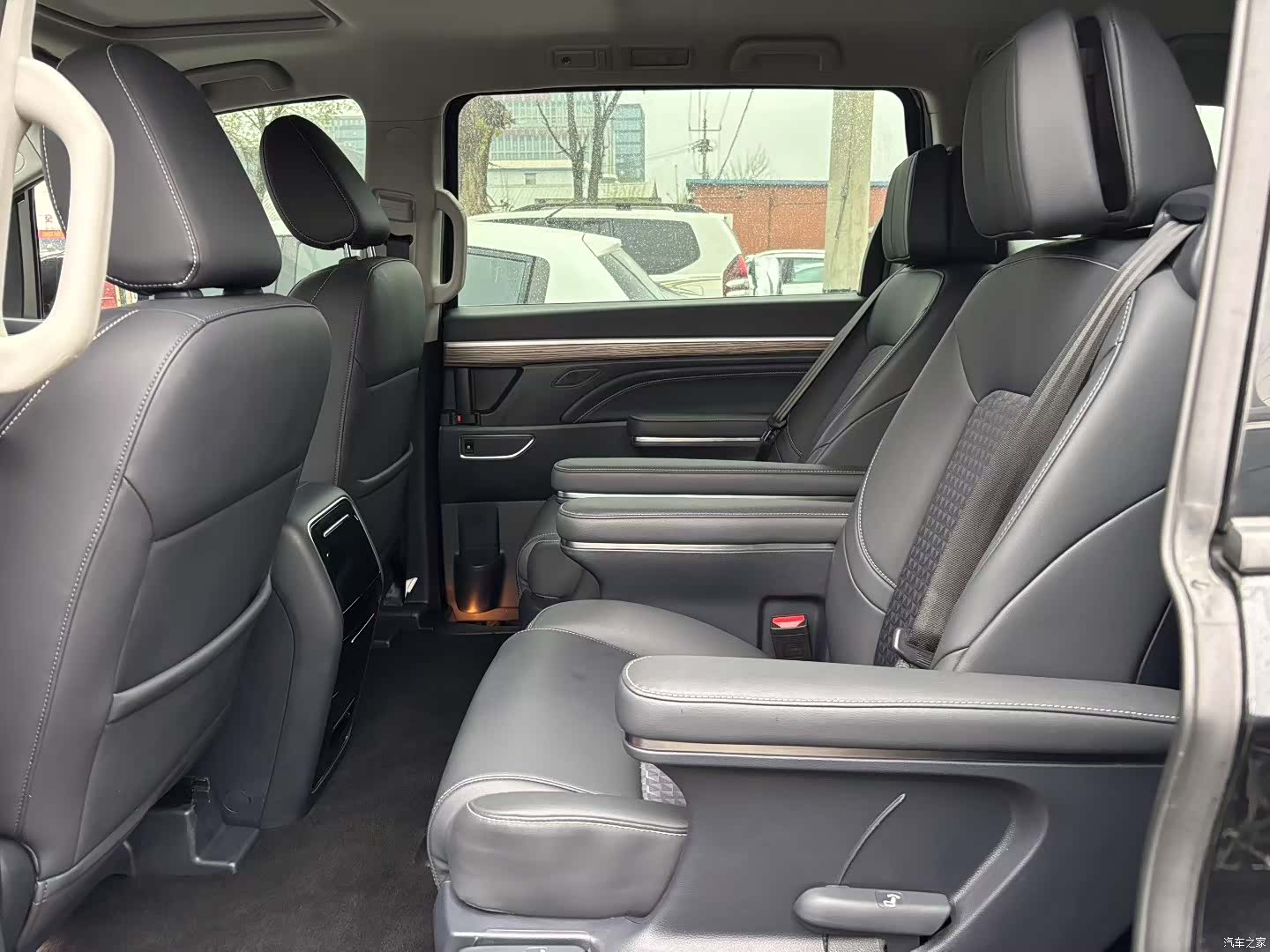 Trumpchi M8, 2024 11