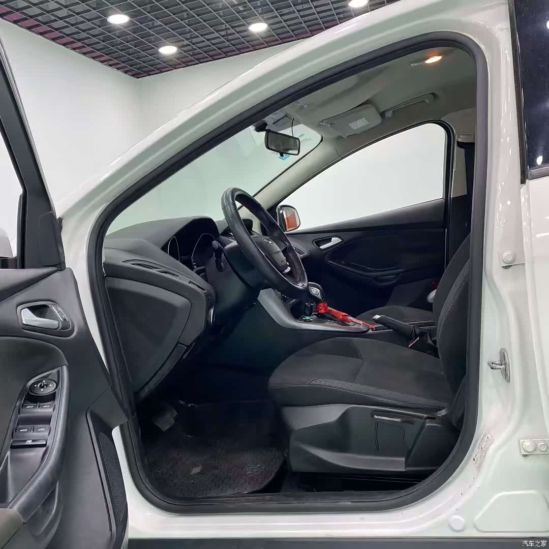 Ford Focus, 2016 4