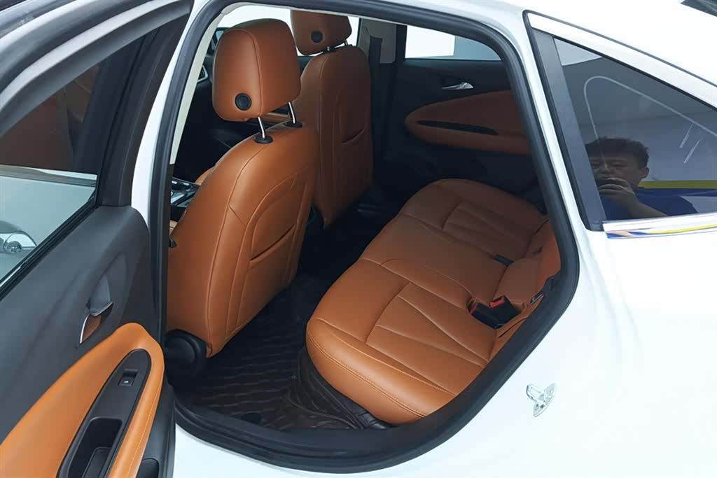 Buick Verano, 2023 11