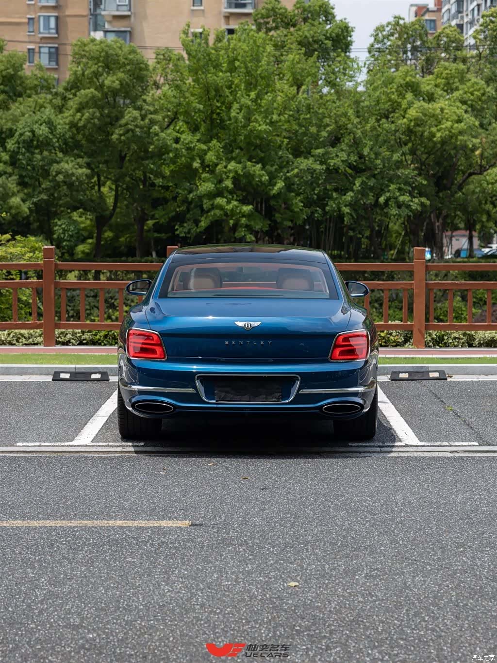 Bentley Flying Spur, 2020 все фото