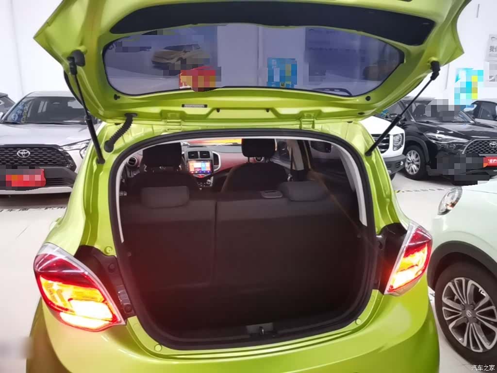 Changan EV360, 2019 19