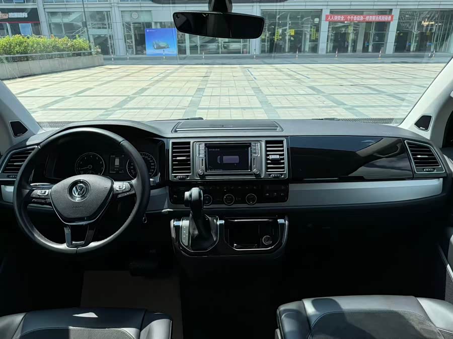 Volkswagen Multivan 2018, фото 8