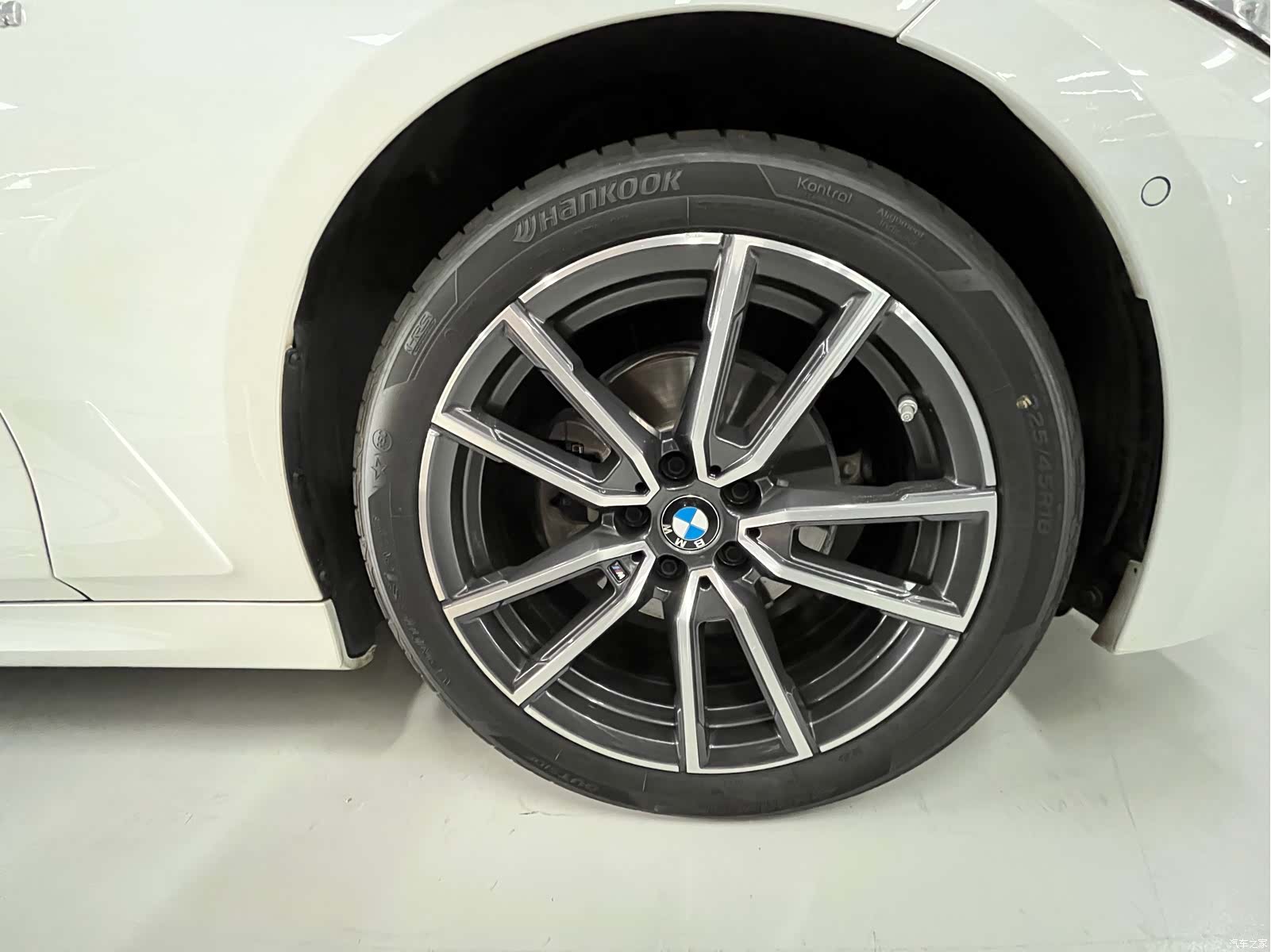 BMW 3 Series, 2024 20