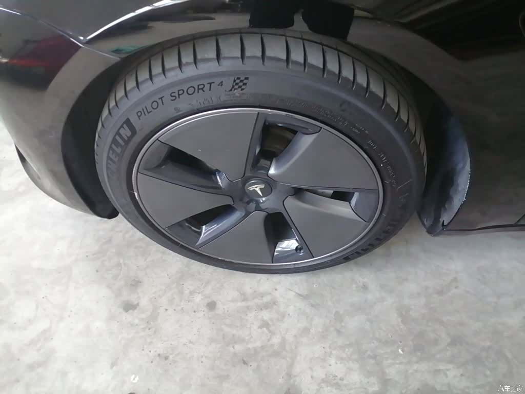 Tesla Model 3, 2023 23