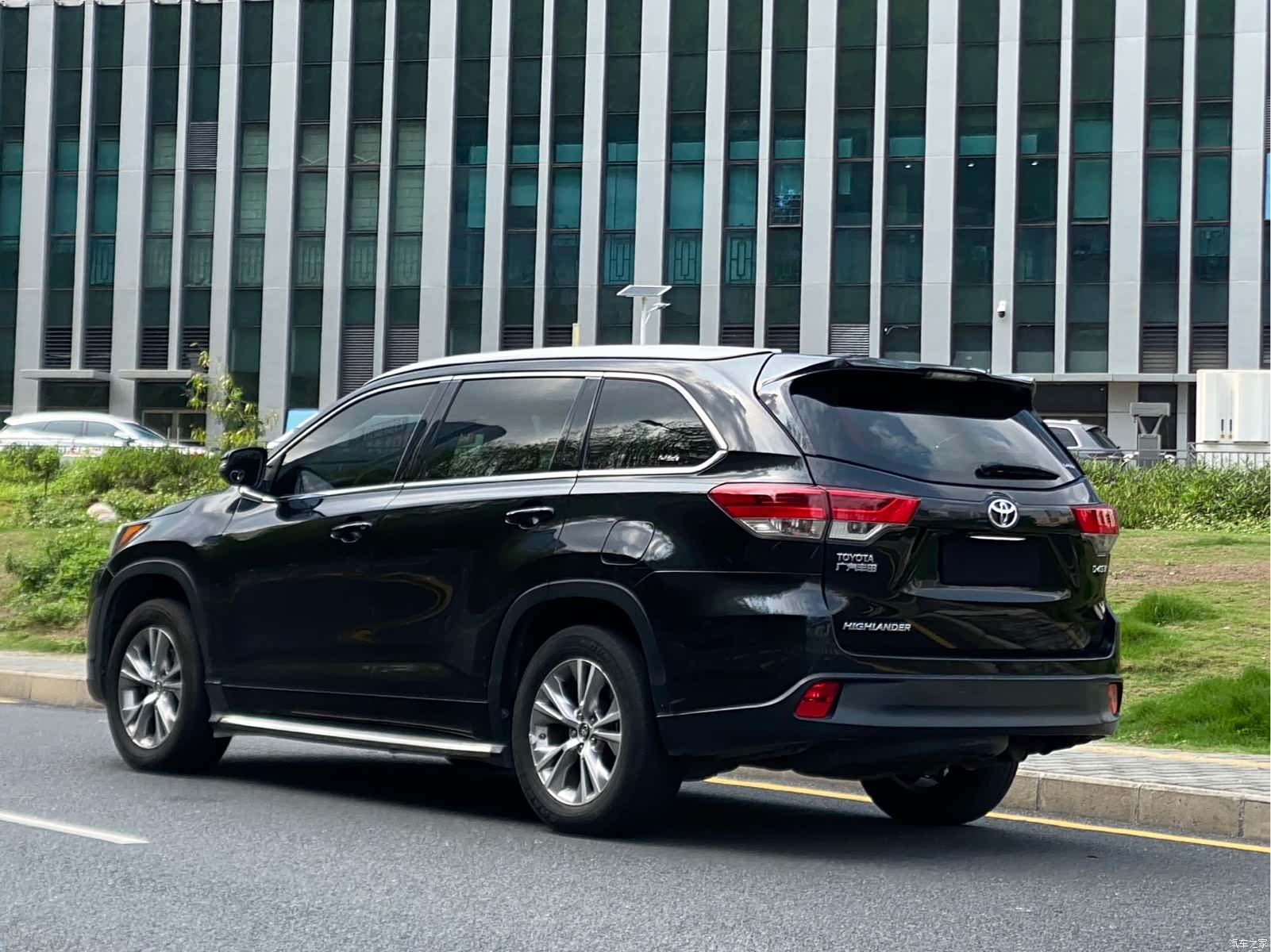 Toyota Highlander, 2018 все фото