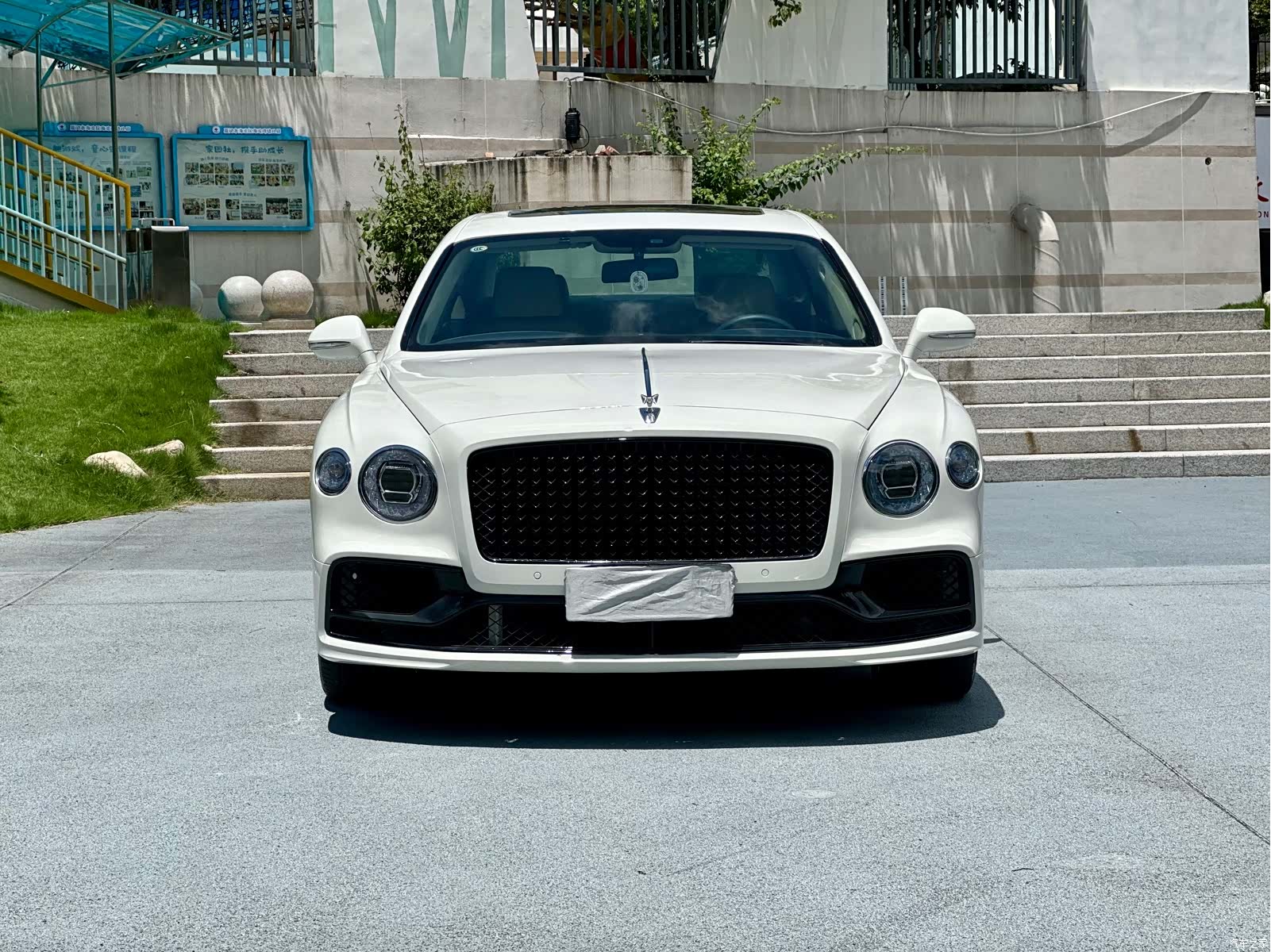 Bentley Flying Spur, 2012 2