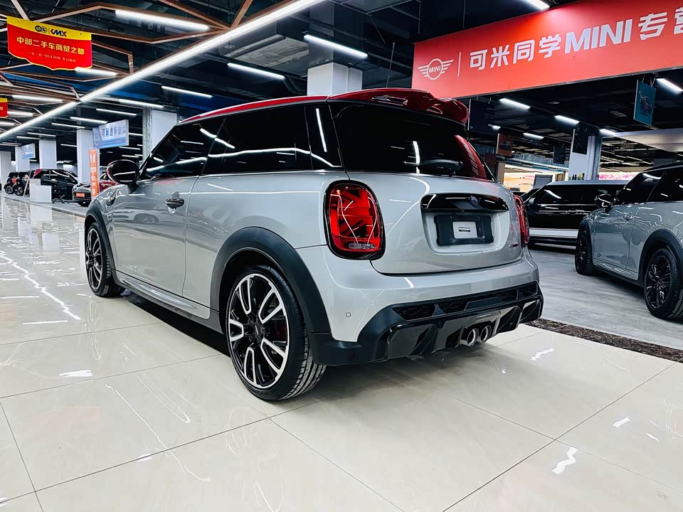 MINI JCW