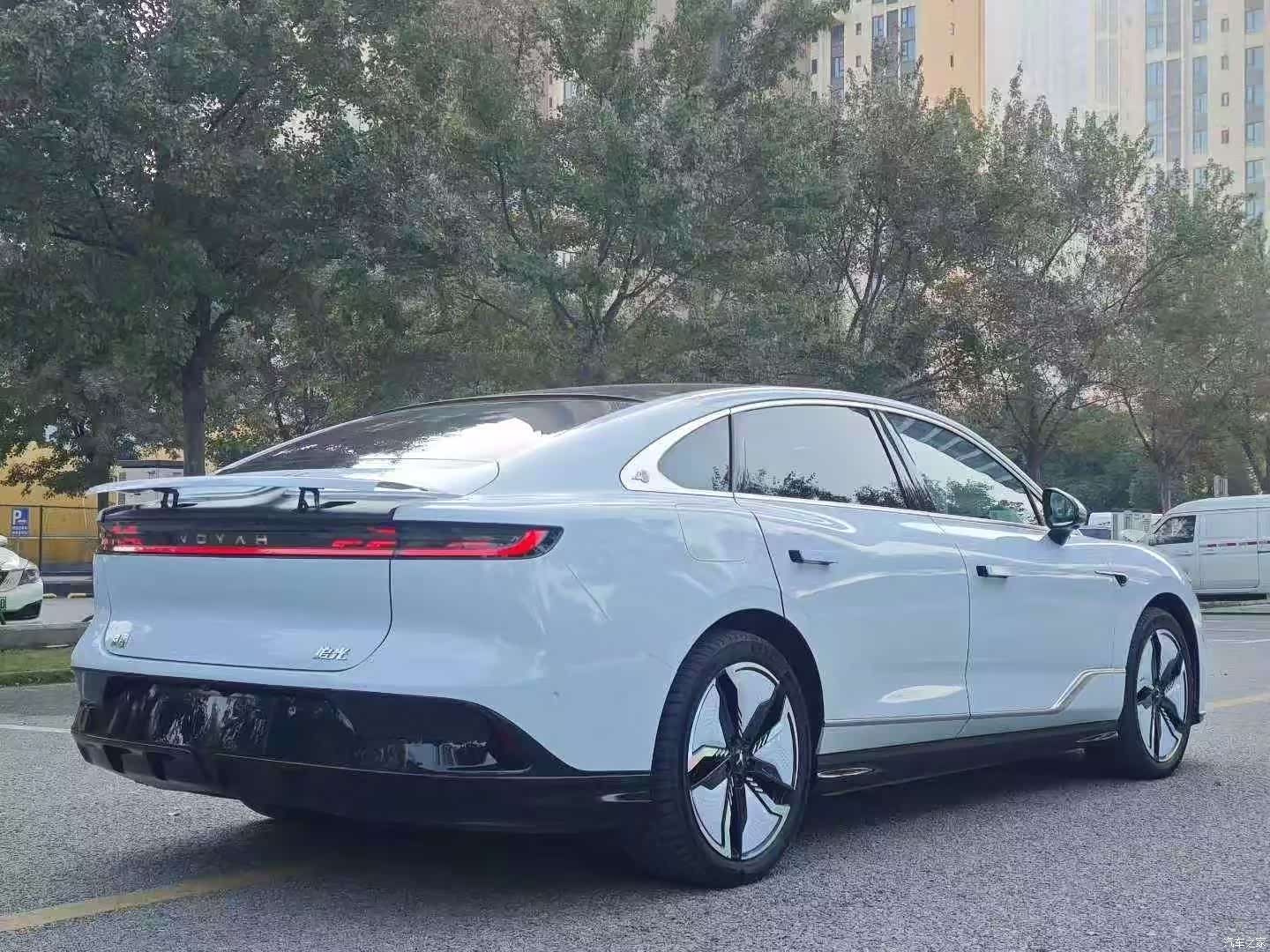 Voyah Passion, 2023 8