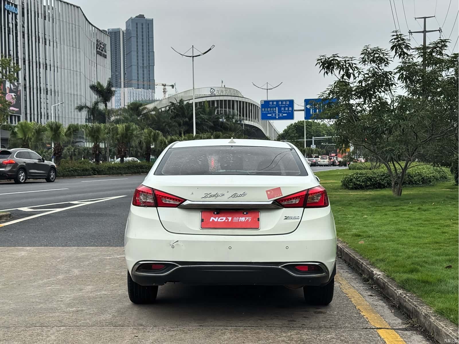 Zotye Z560, 2017 6