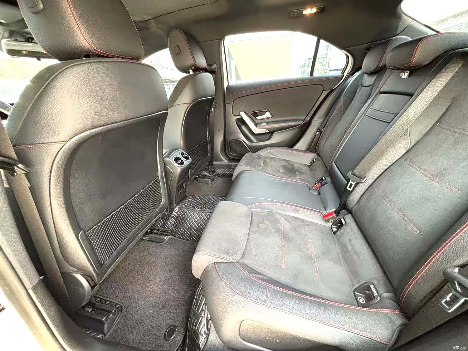Mercedes-Benz A-Class, 2023 9