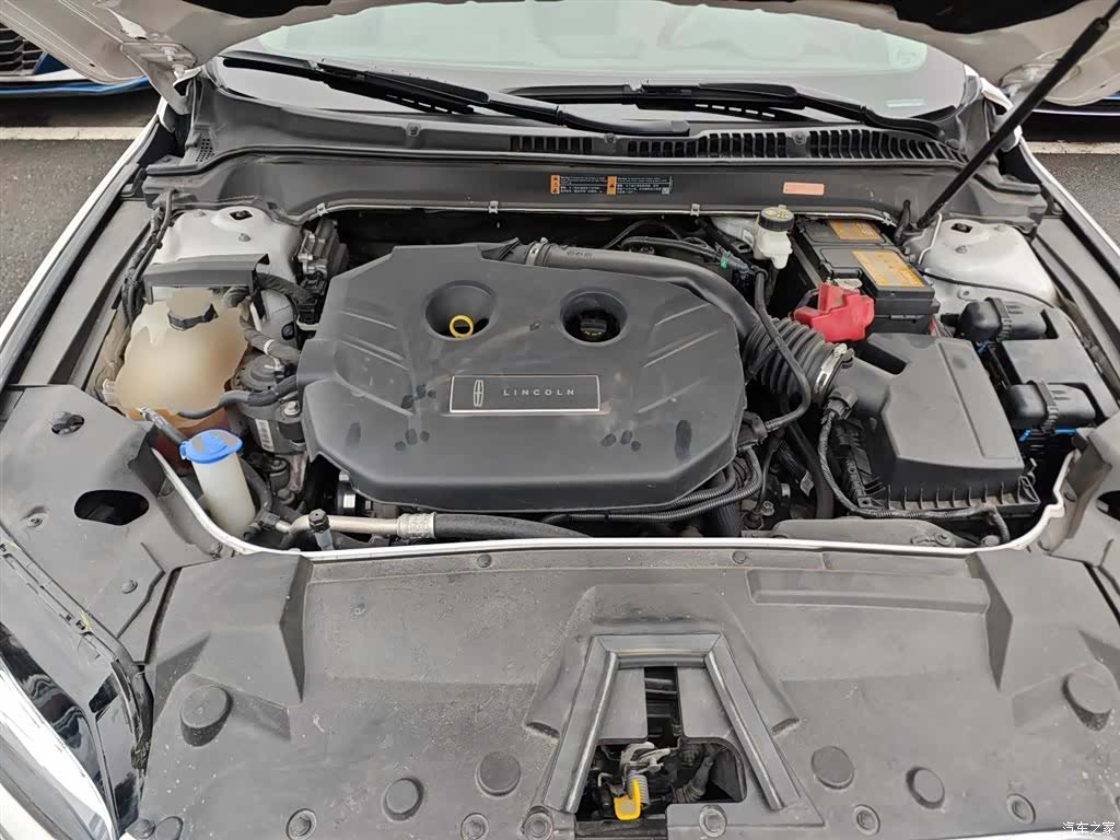 Lincoln MKZ, 2019 20