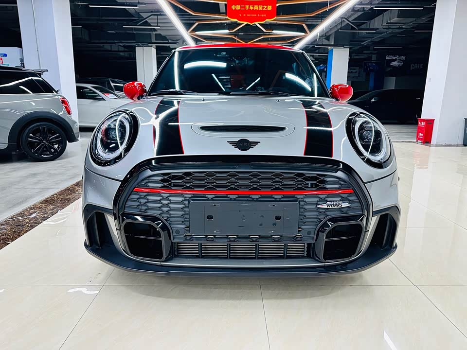 MINI JCW