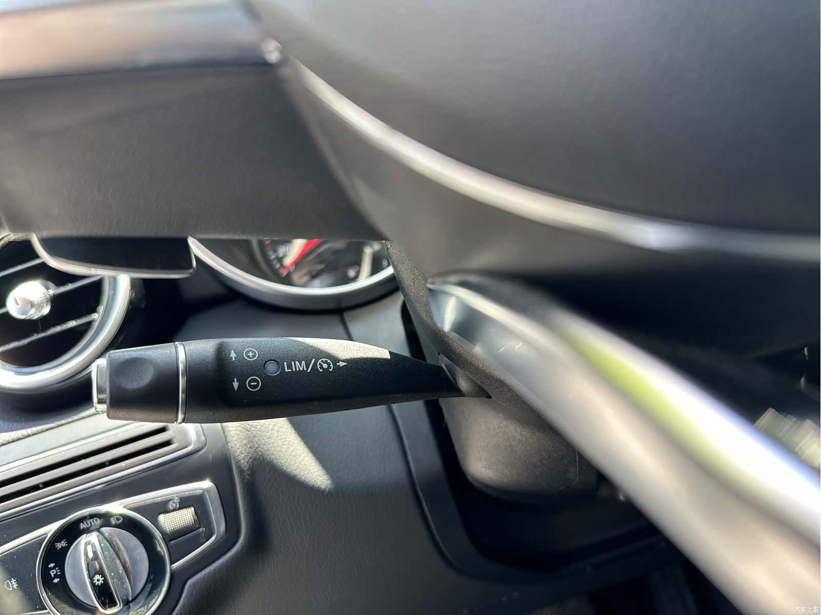 Mercedes-Benz C-Class, 2015 13