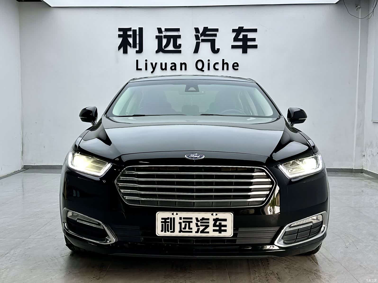 Ford Taurus, 2017 2