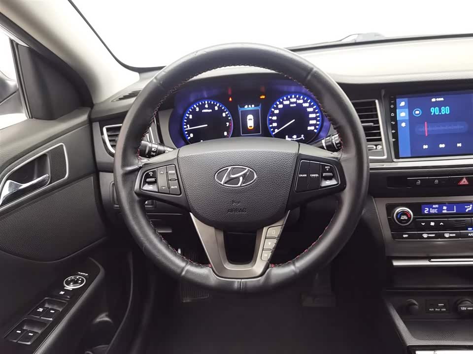 Hyundai Name picture