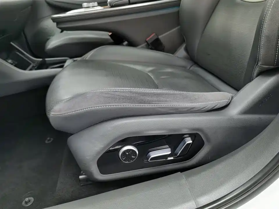 ARCFOX Polar Fox Alpha S