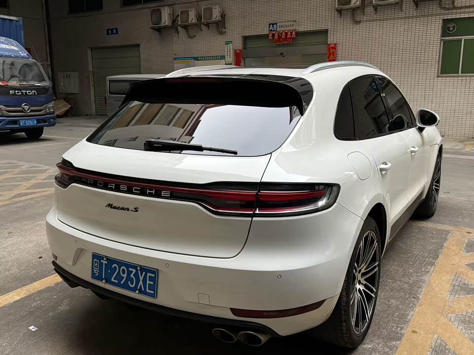 Porsche Macan