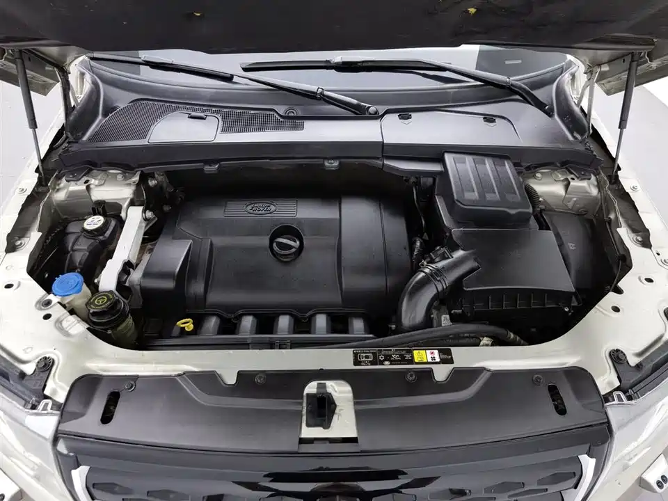 Land Rover Freelander 2