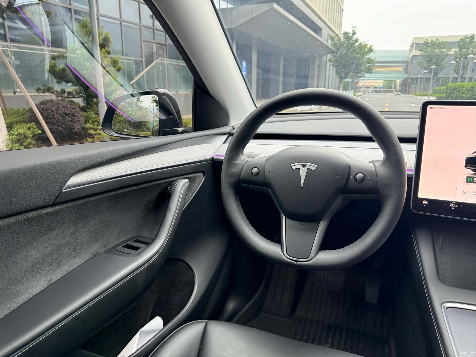 Tesla Model Y, 2023 6