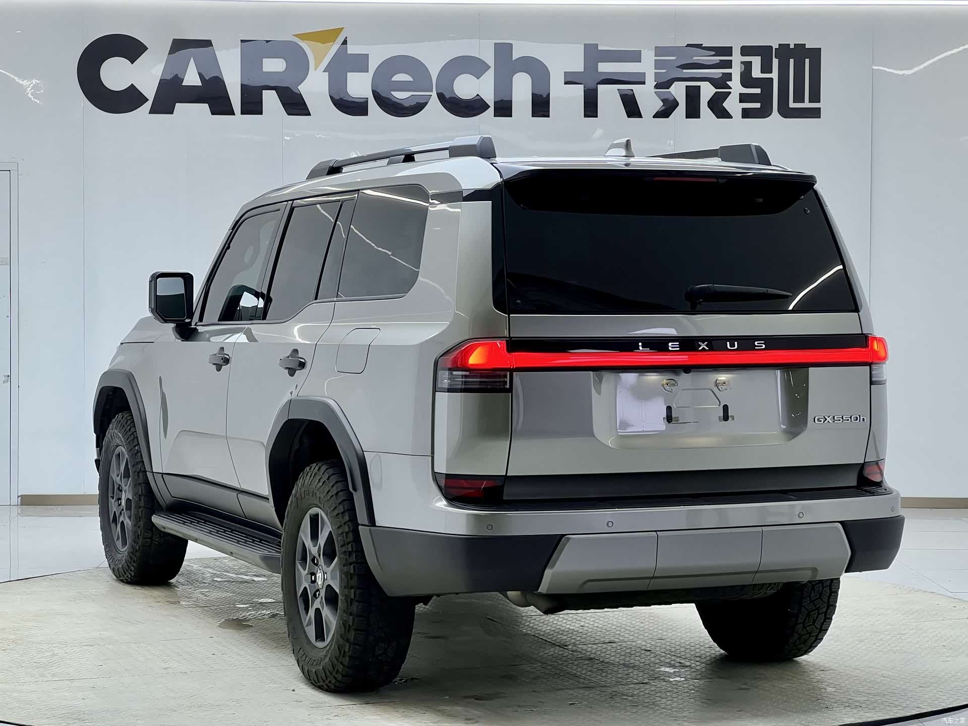 Lexus GX, 2025 3