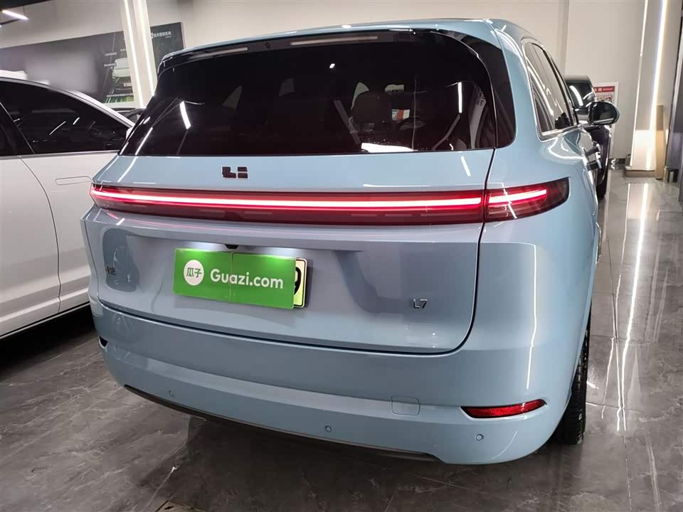 Li Auto Ideal L7