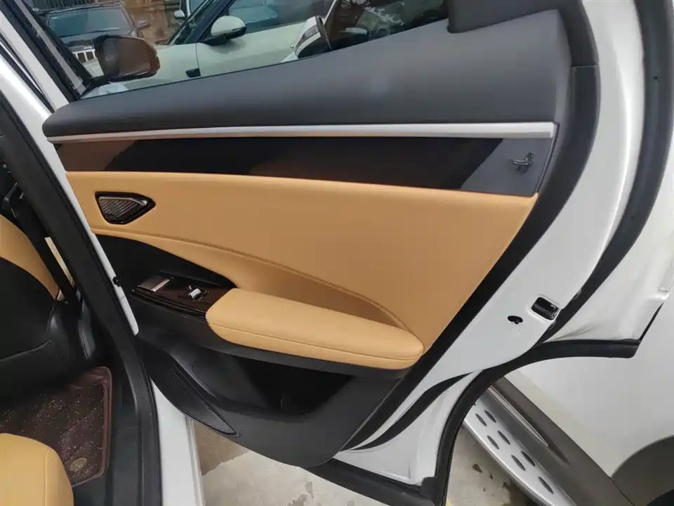 Geely Galaxy Galaxy L7