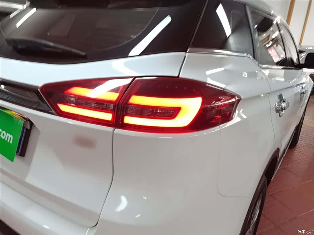 Geely Boyue, 2019 8